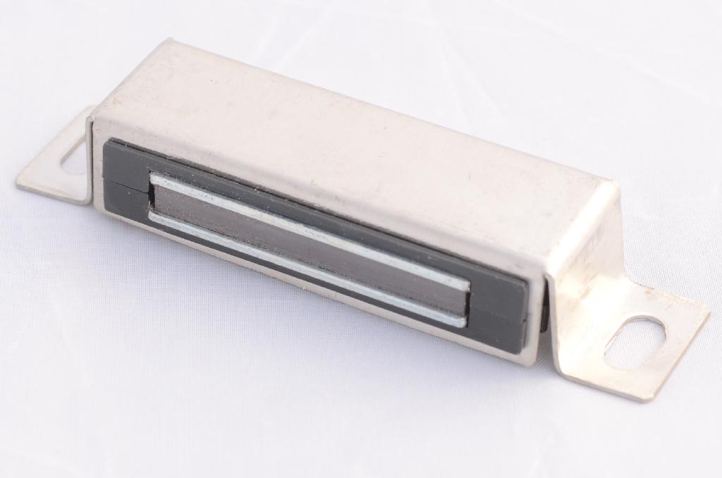 Kokomo Grills Door Magnets & Clips for BBQ Island Doors