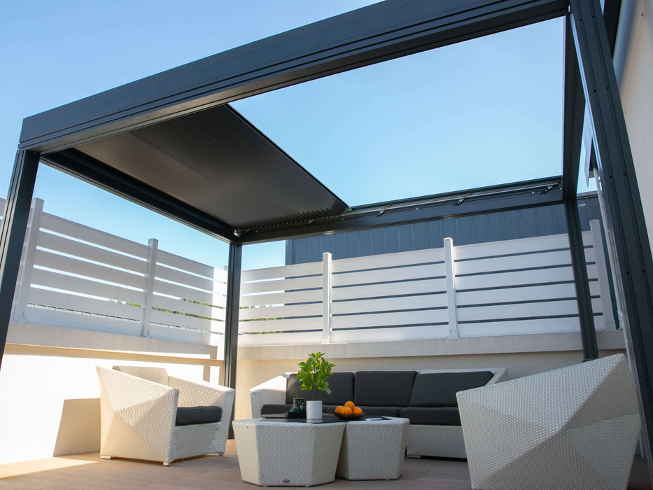 Grand Retractable Pergola - Motorized Louver w/ Lighting