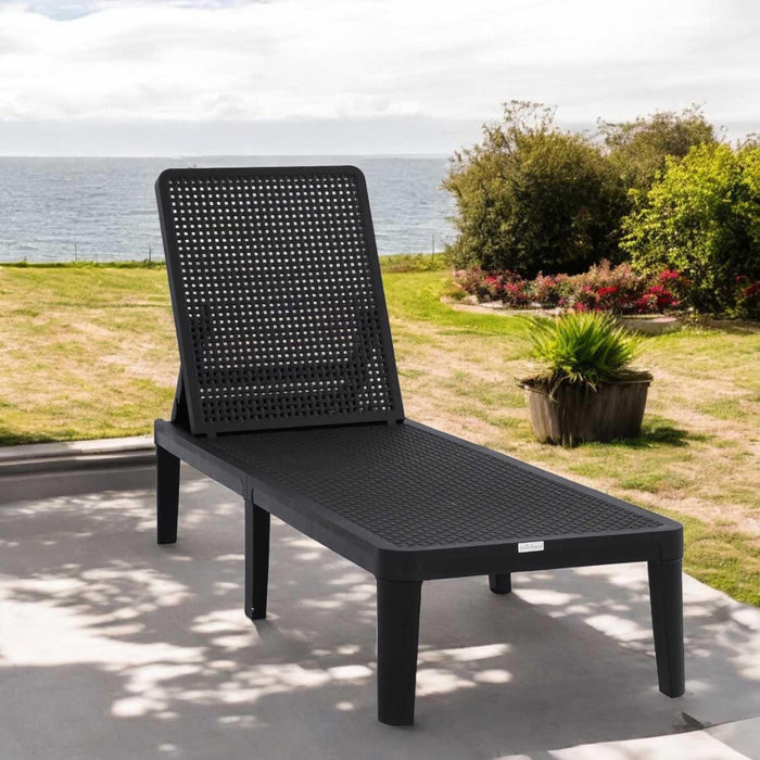 Patioflare+ Lounge Chair, Black