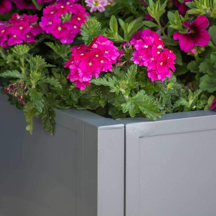 Grapevine Commercial-Grade Aluminum Square Outdoor Planter