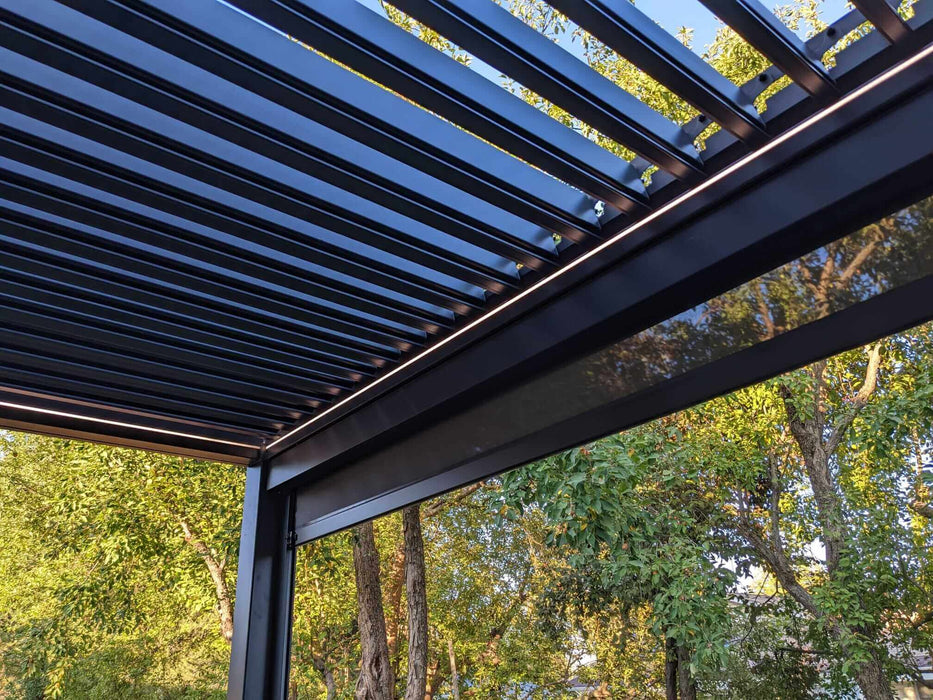 Wind/Sun Resistant Screen - Villa Pergola